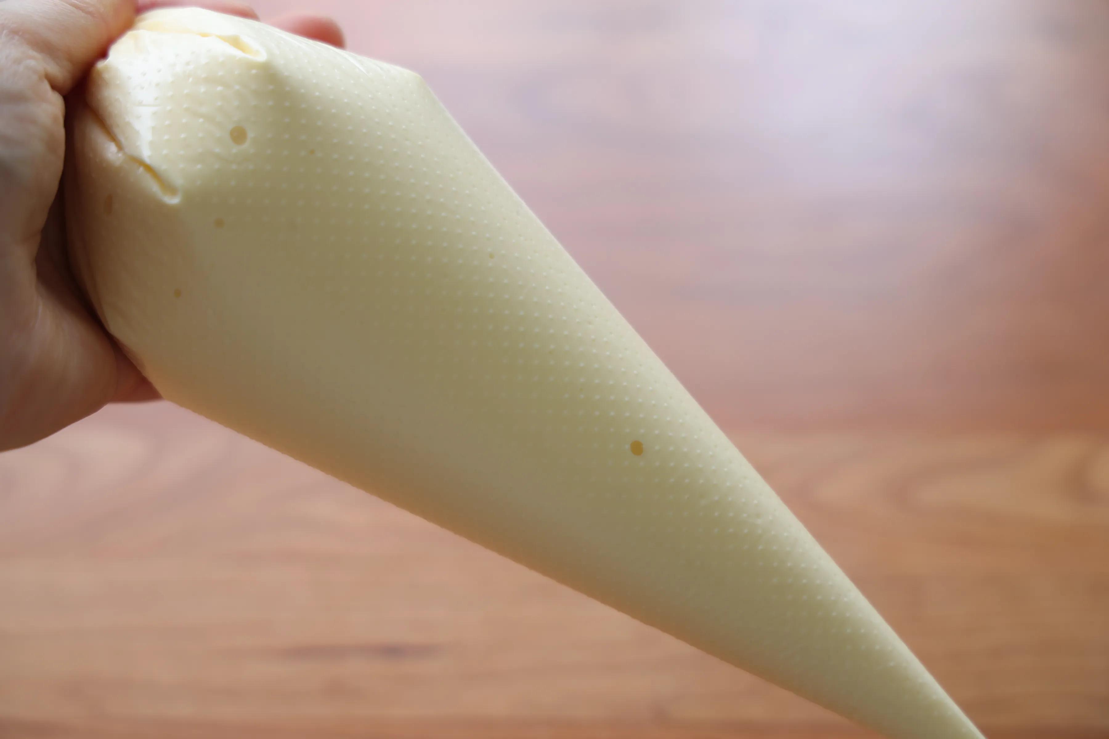 粉絲朋友點名要的網紅爆漿蛋糕，切第一塊的時候太治愈，味道超讚