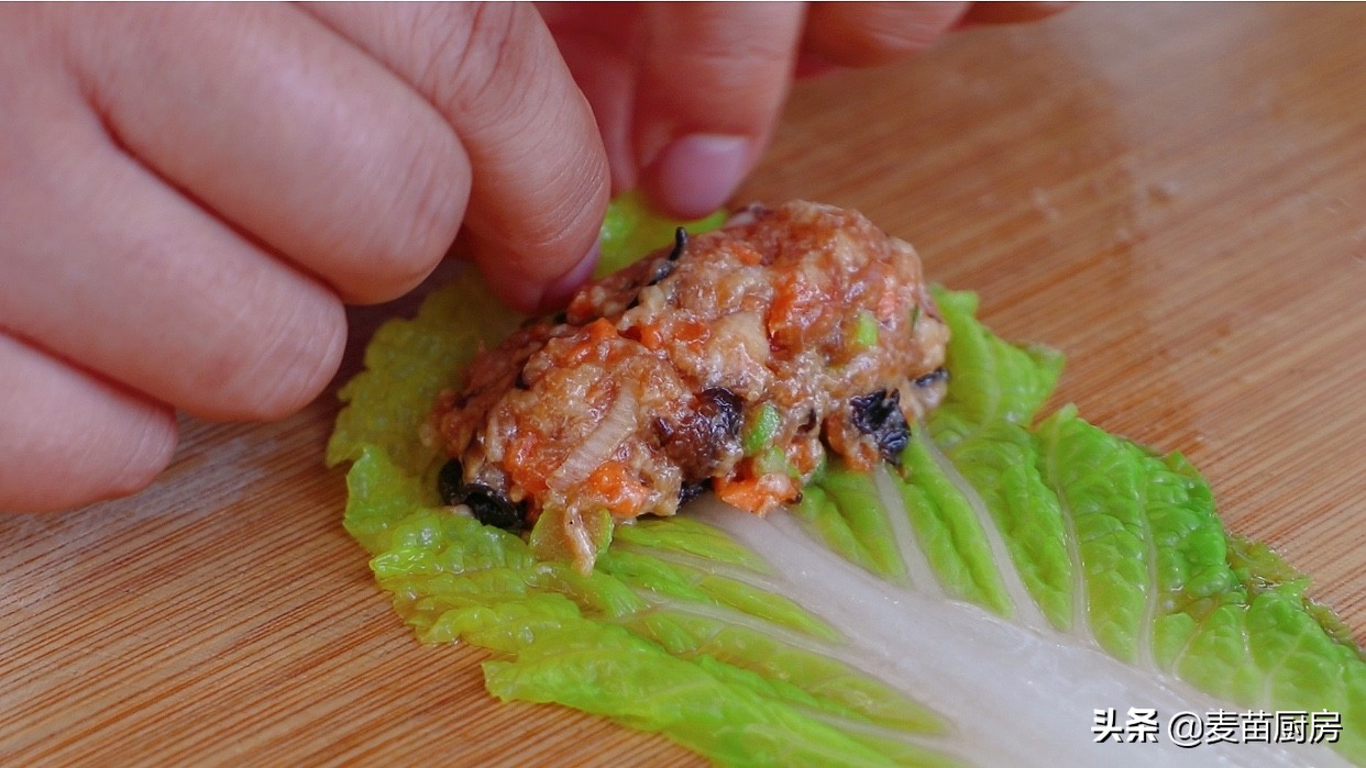 白菜這吃法太鮮嫩了，一層比一層好吃，多汁又美味，老做法教會你