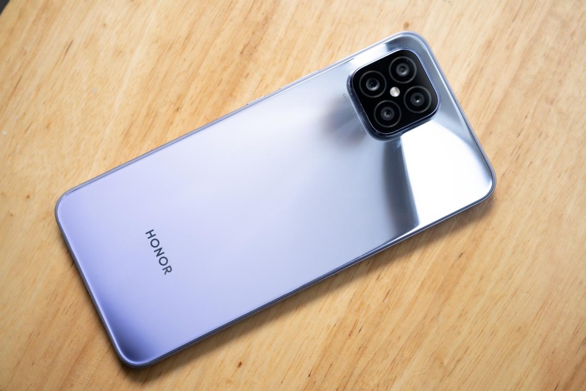 颜值与实力并存 荣耀Play5抢先体验测评