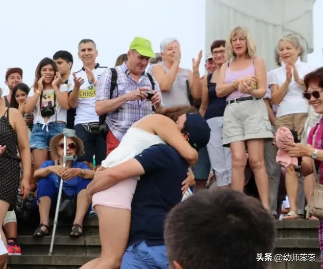 巴西最“倒霉”的雕像，每年都会遭雷劈，现却成当地热门景点