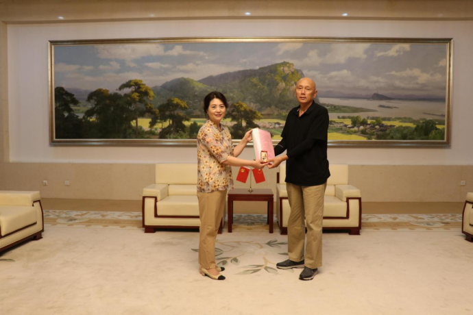 您有一份“文物”已签收！