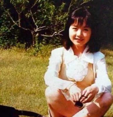 瘦成“纸片人”的5位明星，各有各的辛酸，混娱乐圈怎么那么难