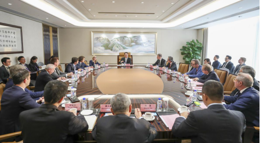 联合世界顶级大师打造“爆款”恒驰，恒大造车