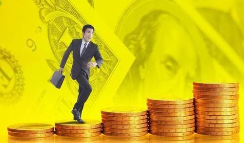 全国靠自媒体生活的超过两亿，这是企业招不到人的原因，比打工强