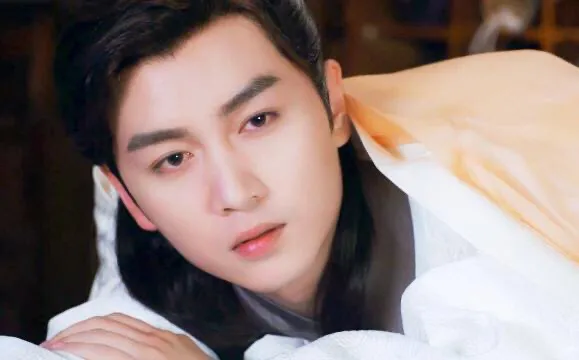 于正旗下有“四大御用”男主，另外3位红到发紫