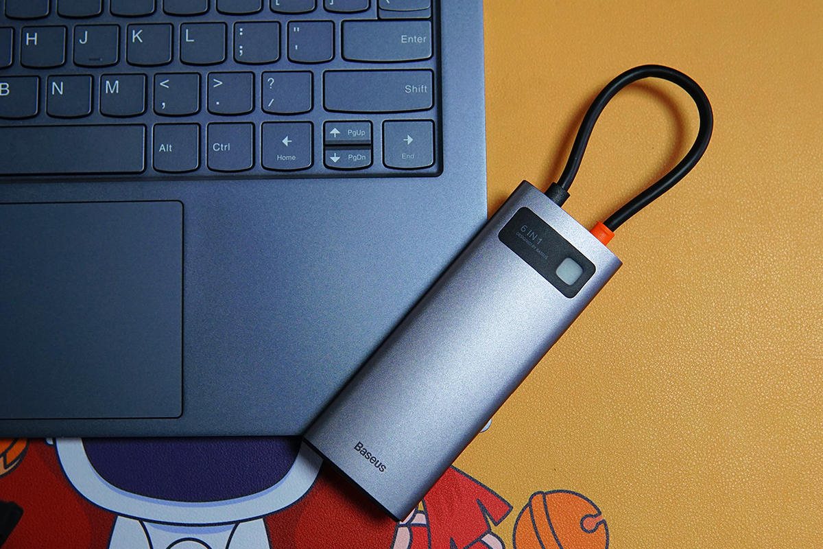 小物件解决大问题，倍思六合一多功能扩展坞轻体验