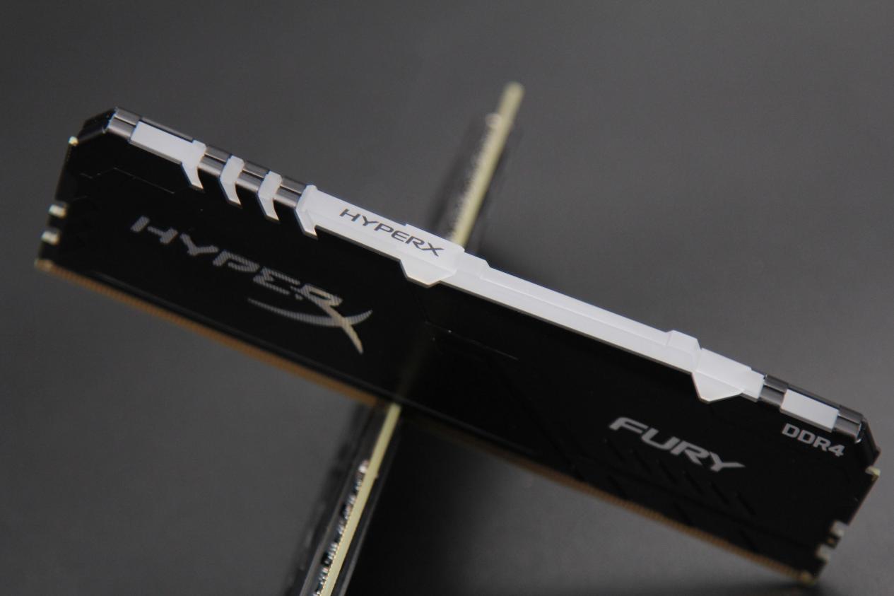 越级性能 一手光追体验 映众RTX 2070 SUPER冰龙超级版Ultra实测