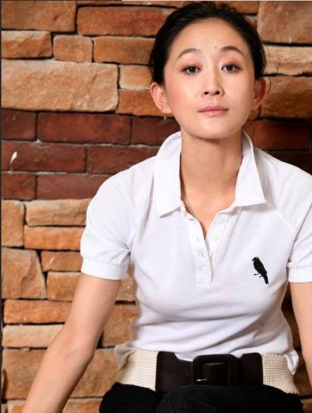 陈瑾：56岁坚持单身，称哥哥会给自己养老，56岁