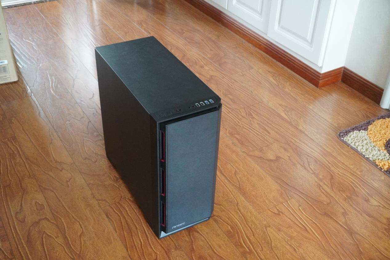 狼王麦克灯：麦克风补光灯二合一，一款便携的摄影配件