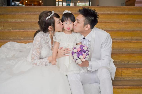 巅峰时隐退两年，却被传去世，卓依婷这二十年究竟去哪了？