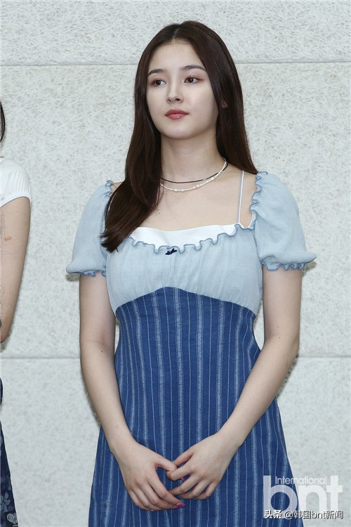 「bnt PHOTO」MOMOLAND为低收入家庭女性 捐赠1500套女