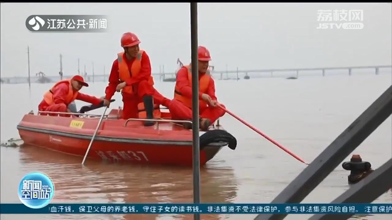 洪泽湖泄洪 江苏采油工人全力应对保平安