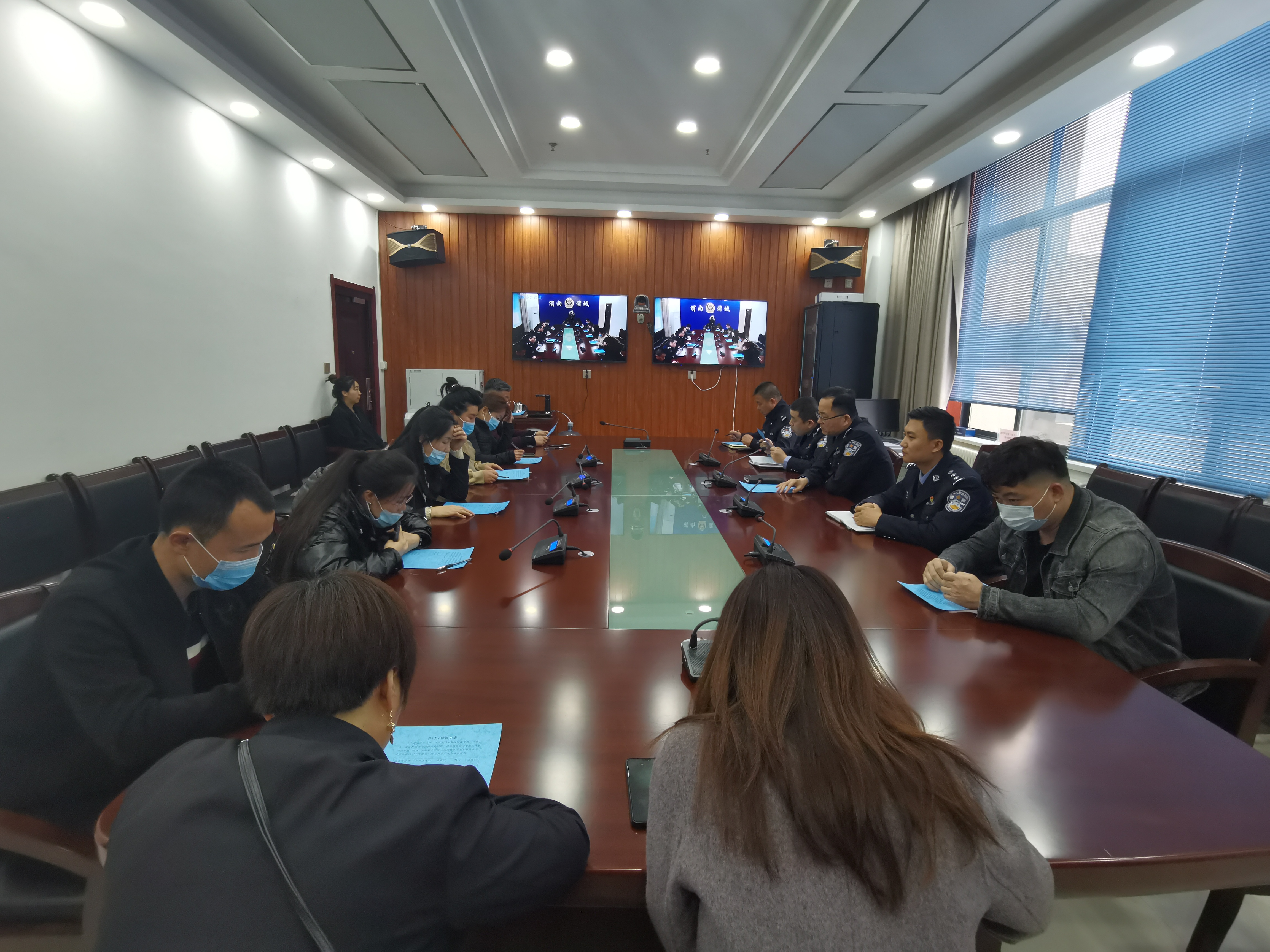 开门评警听民声 积极纳谏促整顿——蒲城公安网安大队召开教育整顿“开门评警”警民座谈会