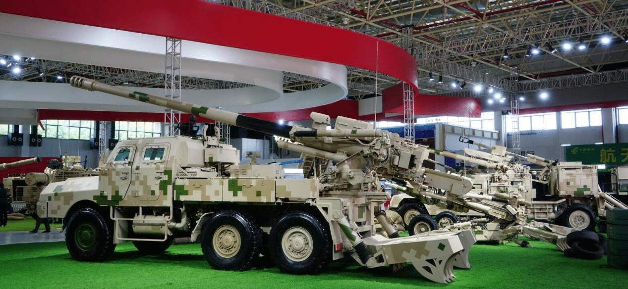 181神炮车大量服役看它的国外同行如何发展