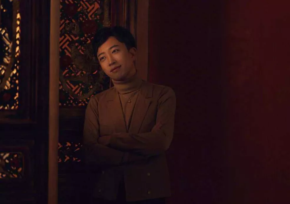 夸AB却误伤陈妍希，7年前被男演员殴打的于正真