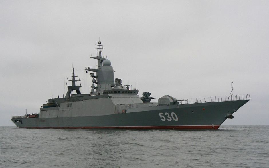 俄罗斯战舰告别“傻大黑粗”：舰体披上“隐身衣”，比055还科幻