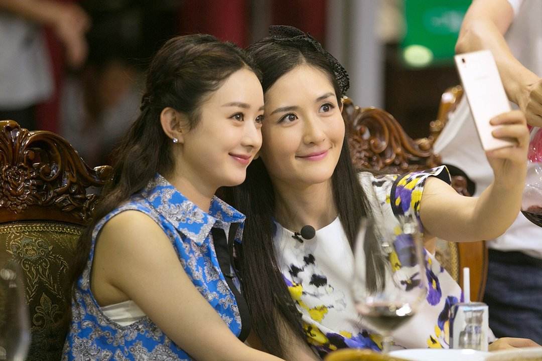 烂牌打好的谢娜，才不是荧幕上那样“疯傻”，