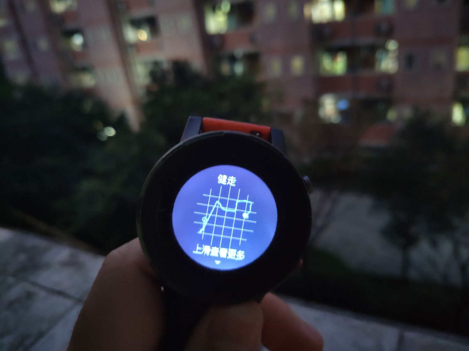 咕咚运动手表X3评测，科技机身+精确GPS定位，它才是你的不二之选