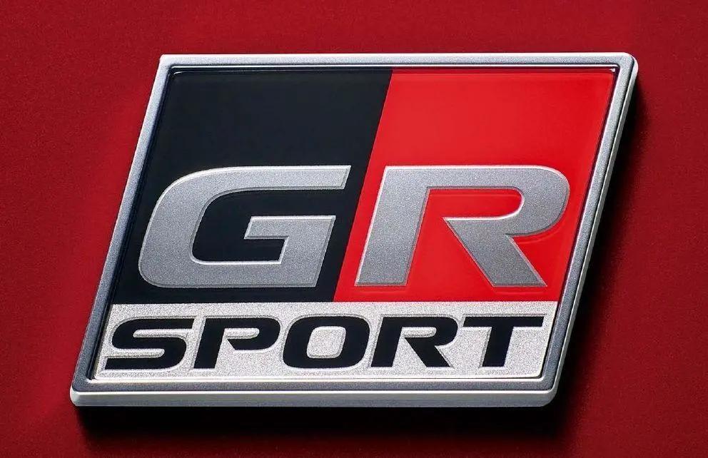 这款丰田Yaris售价高达40万，却被抢着要