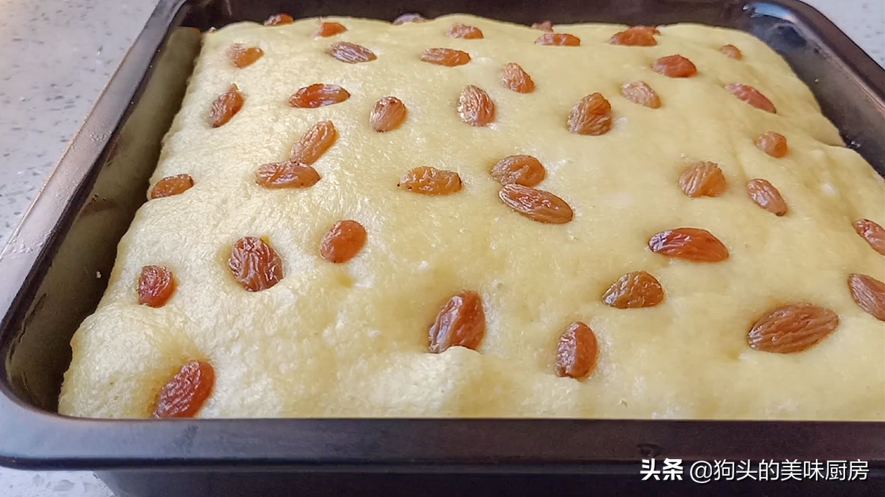 多吃粗糧好處多，用玉米麵這樣簡單一做，無油無糖，吃著更健康