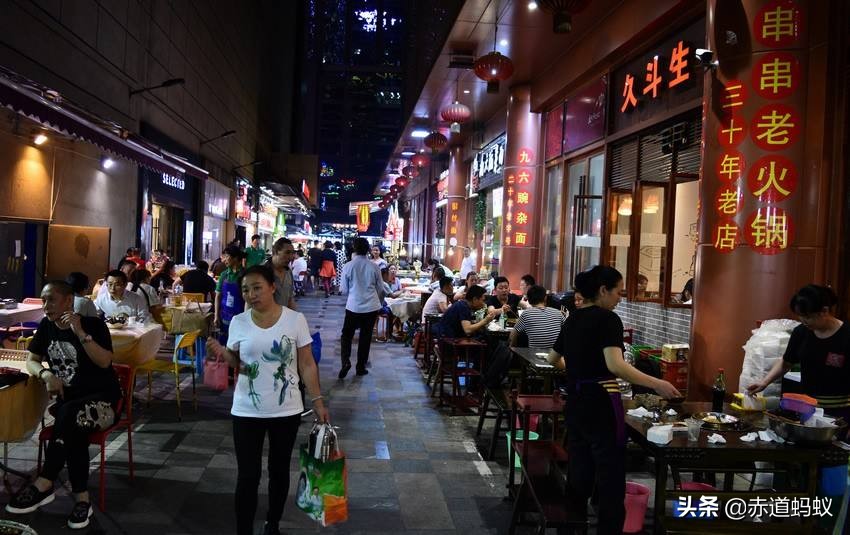 如果你仅有1000元预算，这份轻攻略同样能畅玩重庆，看完你就信了