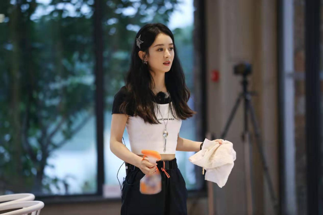 Zhao Liying is long-unseen bask in pat oneself! Wave sends blind fold to have temperament, new theatrical work leaves sow hook up 7 hot search want to explode