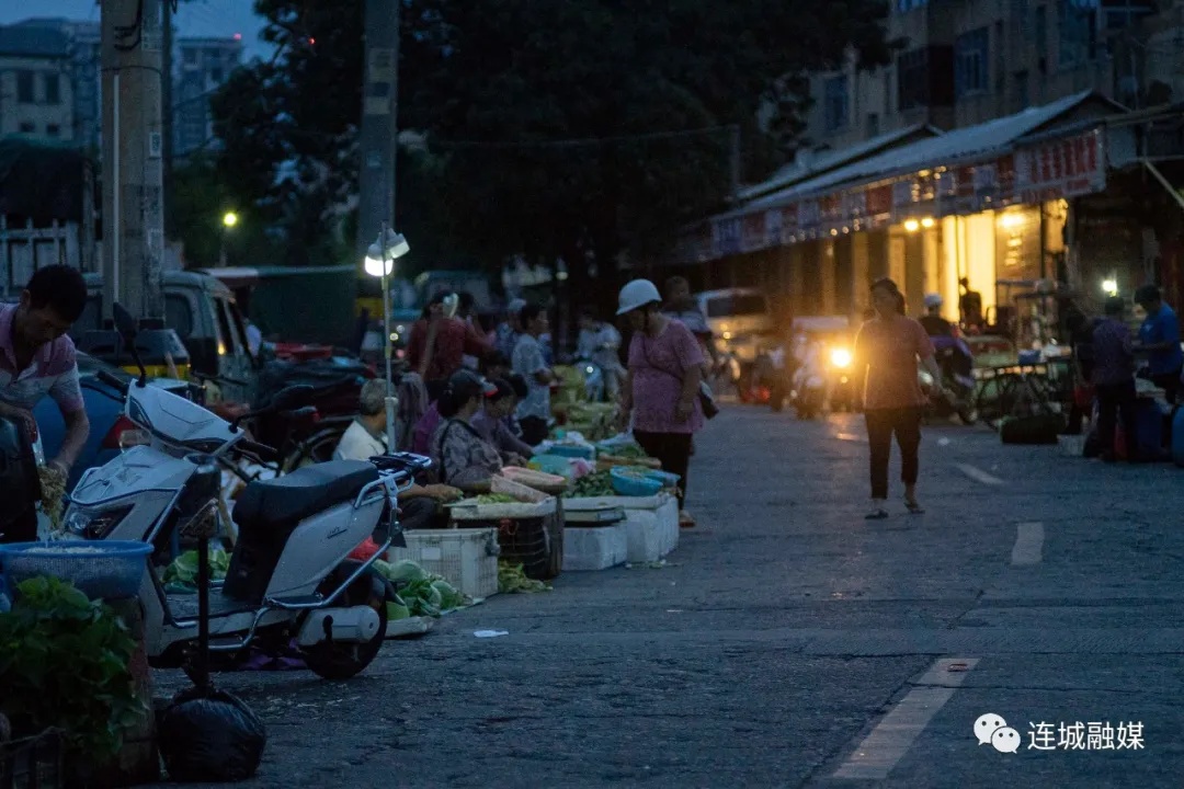 你见过凌晨四点的连城吗？