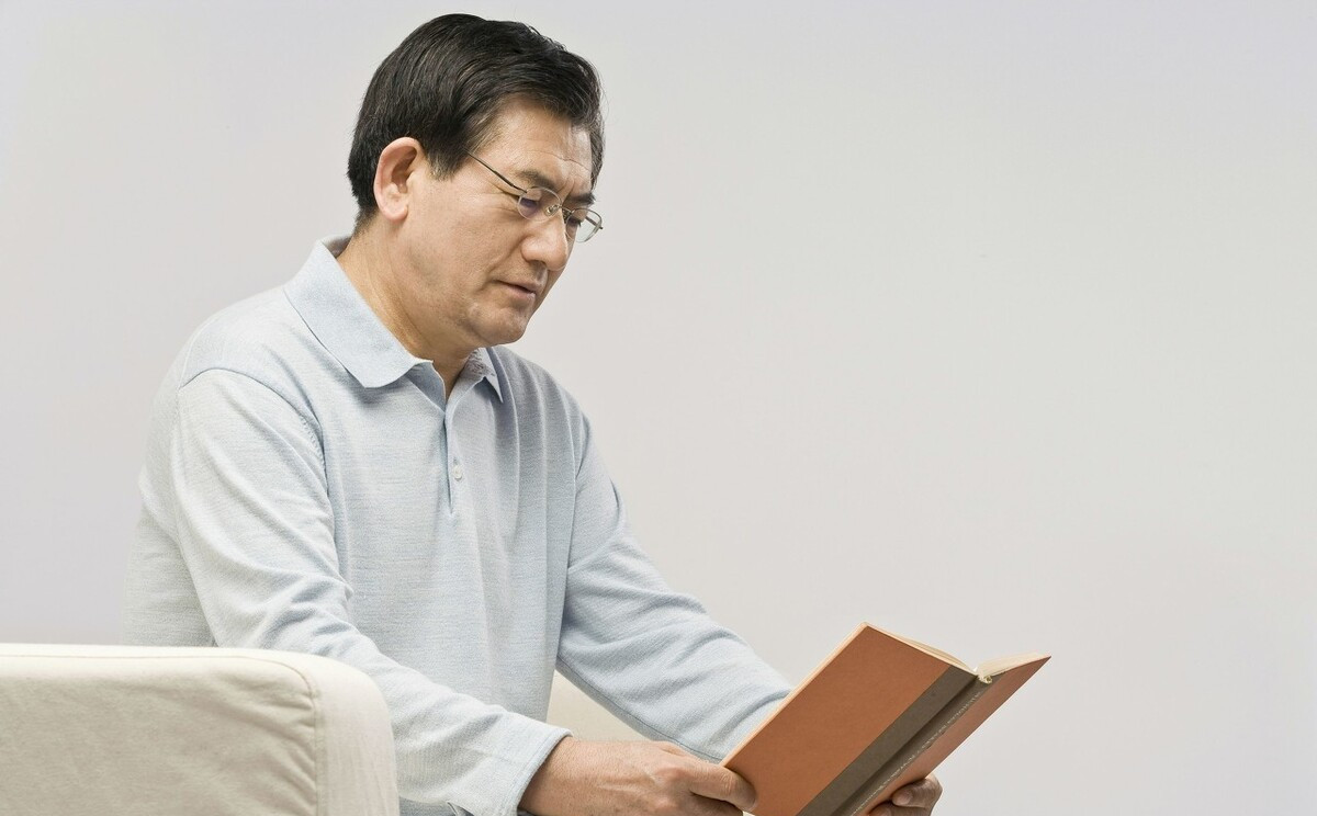 45歲後進入�養壽期�，提醒：做到�三戒三勤�，可為長壽助力