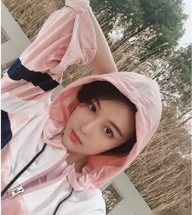 看看以前的张馨予，再看看现在的张馨予，娱乐圈，我们都不懂