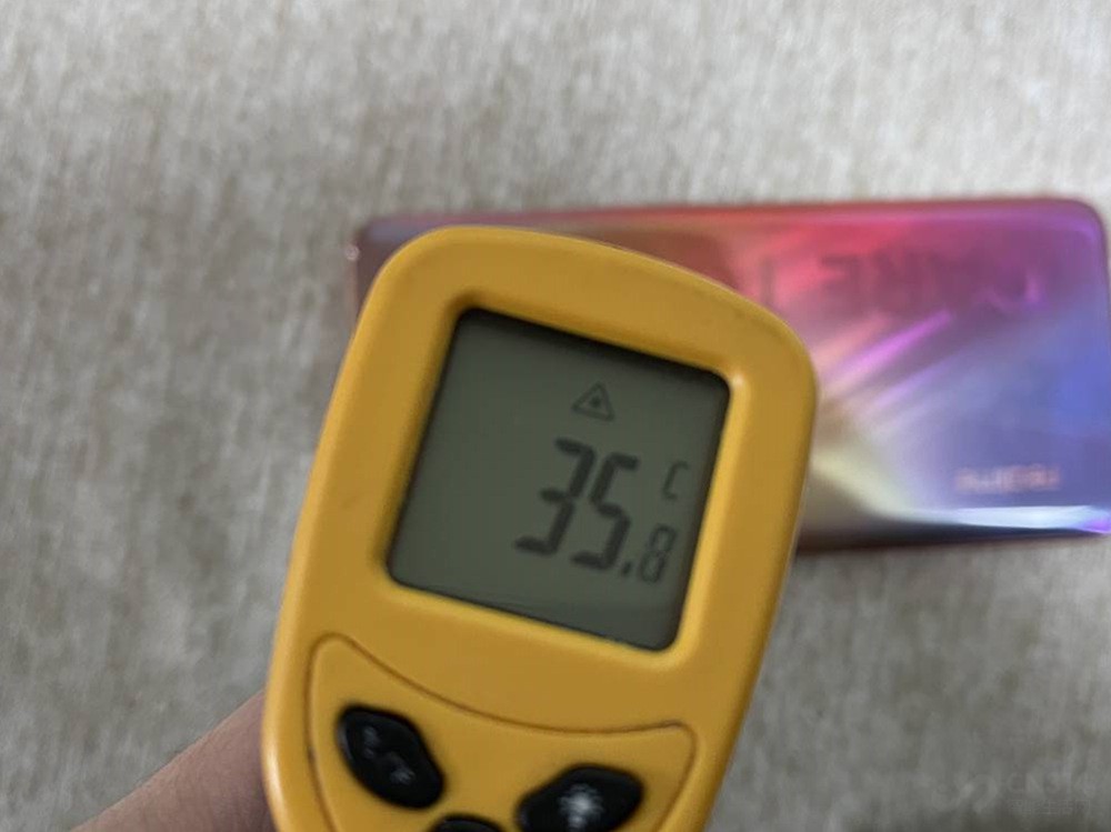 50W shows tide full a country " bright and beautiful carp " Realme is true my V15 evaluation