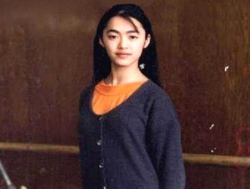 离婚8年，凌潇肃夫妇再撕姚晨：10年拉锯战，3个