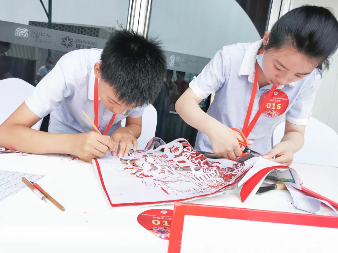 成都市双流区永安小学丨成都非遗进校园，永小剪纸竞技艺