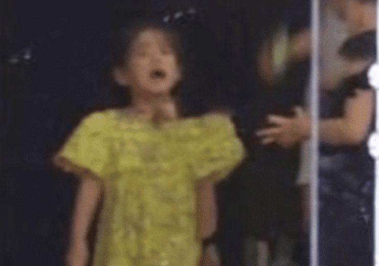 嗯哼妹妹照片曝光，或许这就是霍思燕不晒妹妹