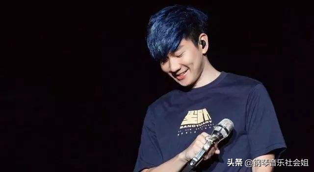 华晨宇的高音原来这么高，其他歌手如何评价华