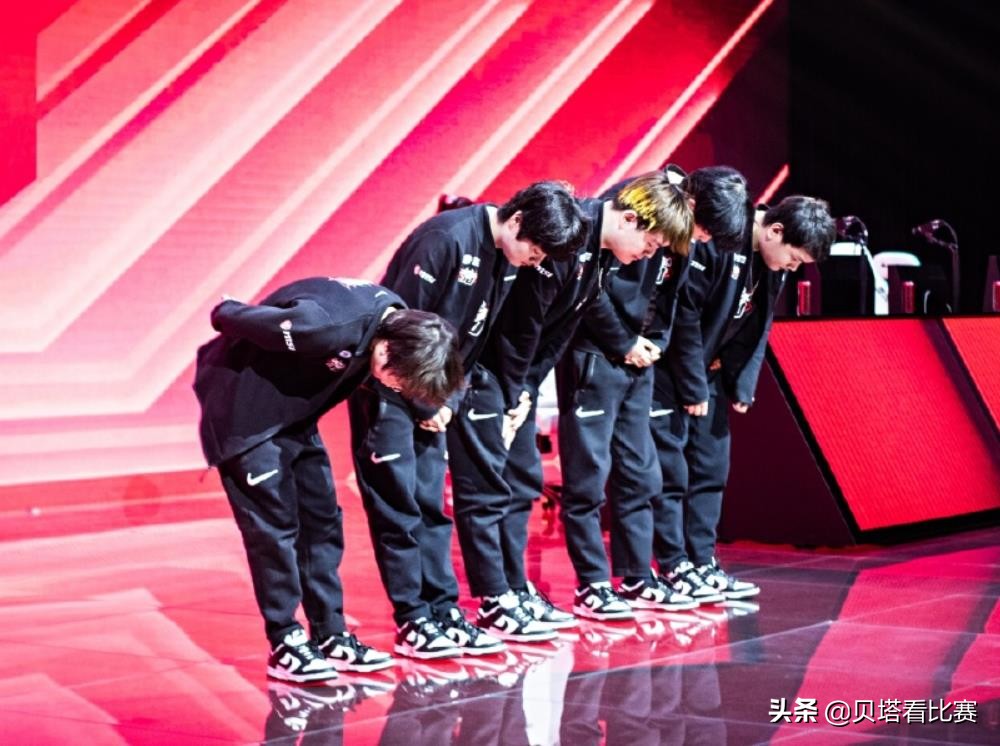 Blast of rich of official of the JDG after defeating FPX! Loken by gush: Still sneer at with respect to you UZI