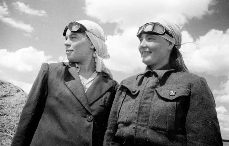 27张苏联时代乌克兰乡村女人老照片，不愧是美女如云的国度