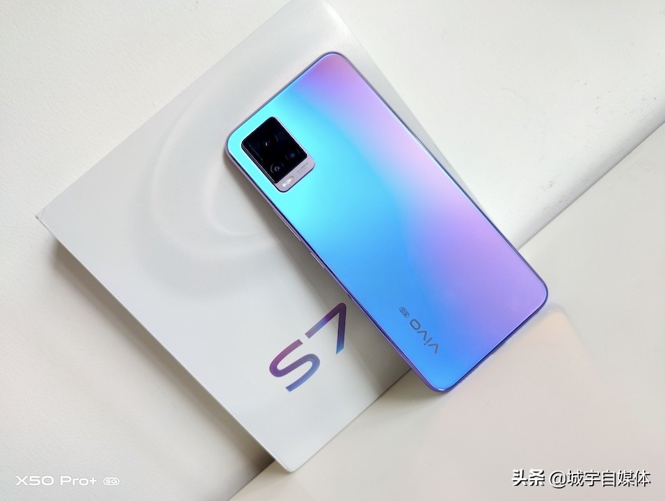 vivo S7感受：4400万双摄像头自拍照，取悦女孩竟这般简易？