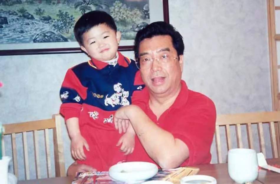 被称教子无方，娶学生梦鸽，儿子李天一入狱，81岁李双江近况如何