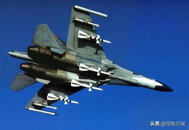 空军全家福，跨越71年，从歼-5到歼-20祖孙四代（