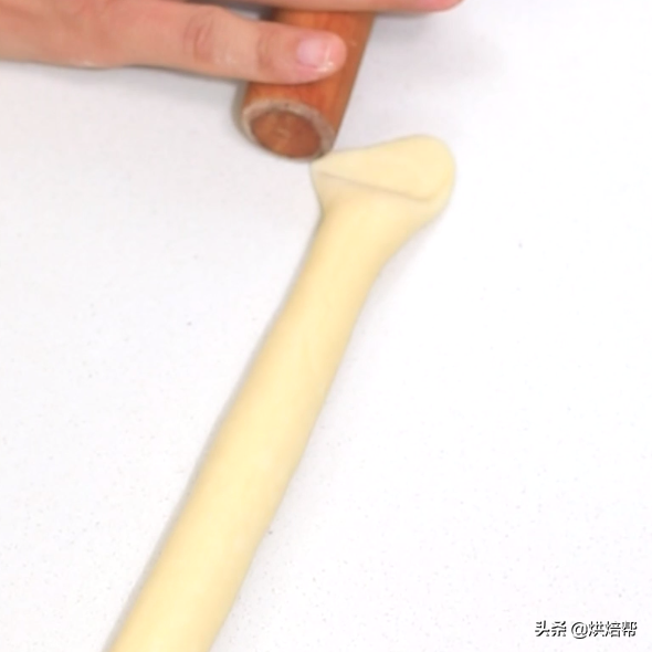 爱吃肉的一定要试试这款面包，咬上一口满满的肉块，幸福感爆棚