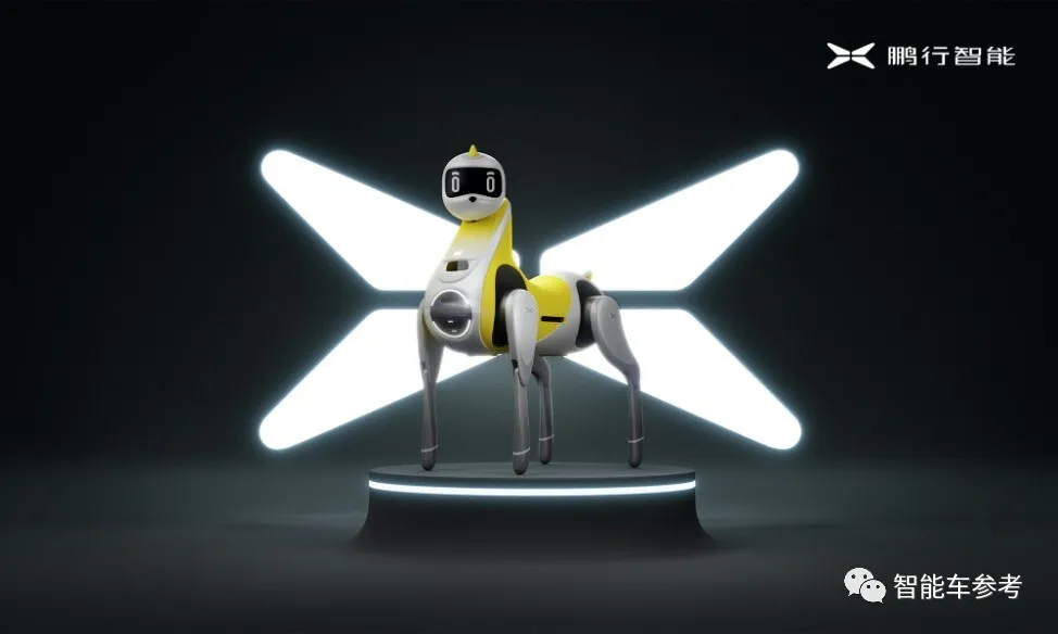 马斯克发布机器人，何小鹏牵出机器马，现在造车哪还有「车样」