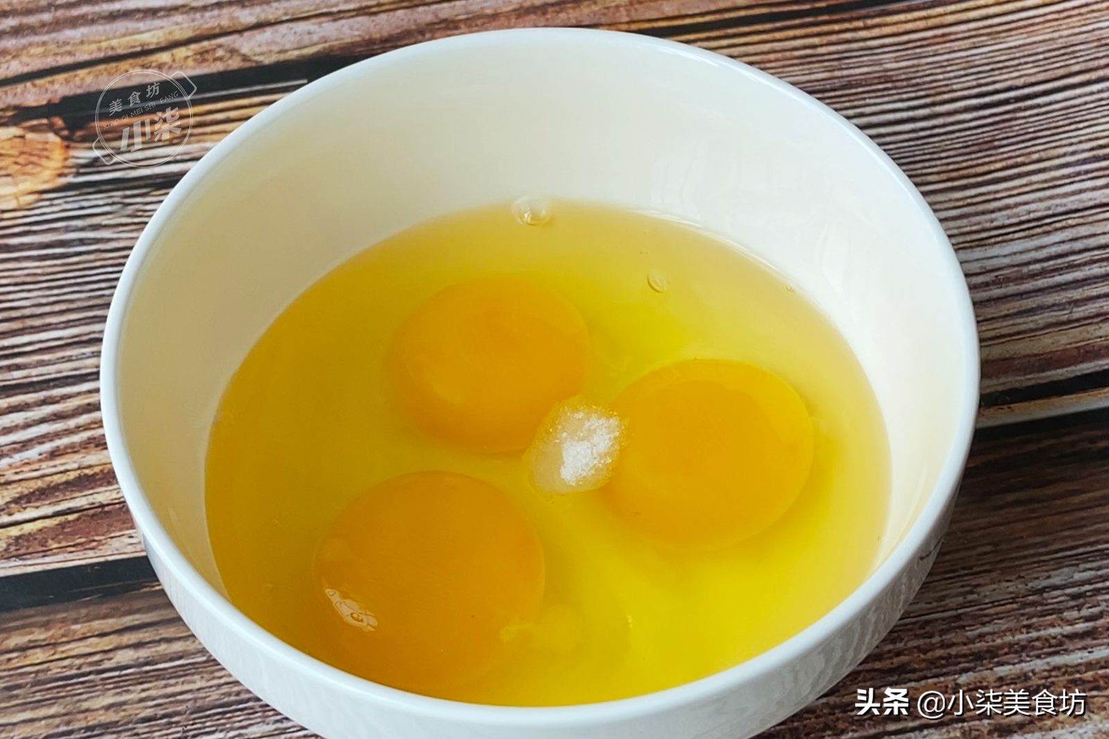 图片[6]-蒸鸡蛋时 切记不要直接上锅蒸了 多加2步 出锅鲜嫩入味营养高-起舞食谱网