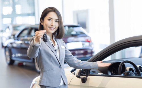 買車到底能不能選白色車？白色車的優(yōu)缺點解讀，弄懂后買車不愁人