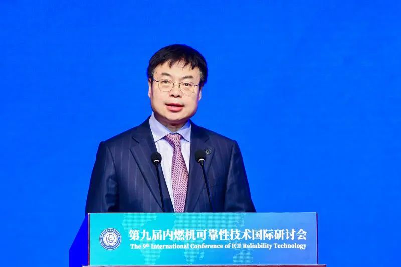 大众报业·海报新闻|合力攻坚内燃机可靠性技术，为中国制造业高质量发展注入“新内涵”