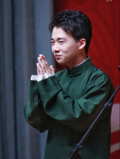 Gutty " prejudicial " call Guo Degang the son, god kissed the face of elder brother Guo Qilin, forgot a little brother however