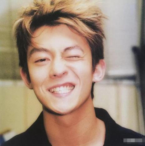 原来“陈冠希”只是艺名，得知他的本名后，网