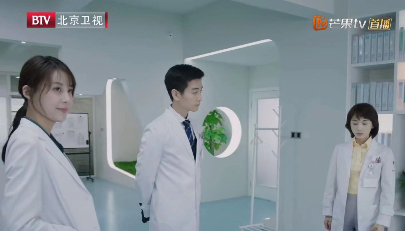 《了不起的儿科医生》首播，套路化叙事，陈晓王子文表演有点过