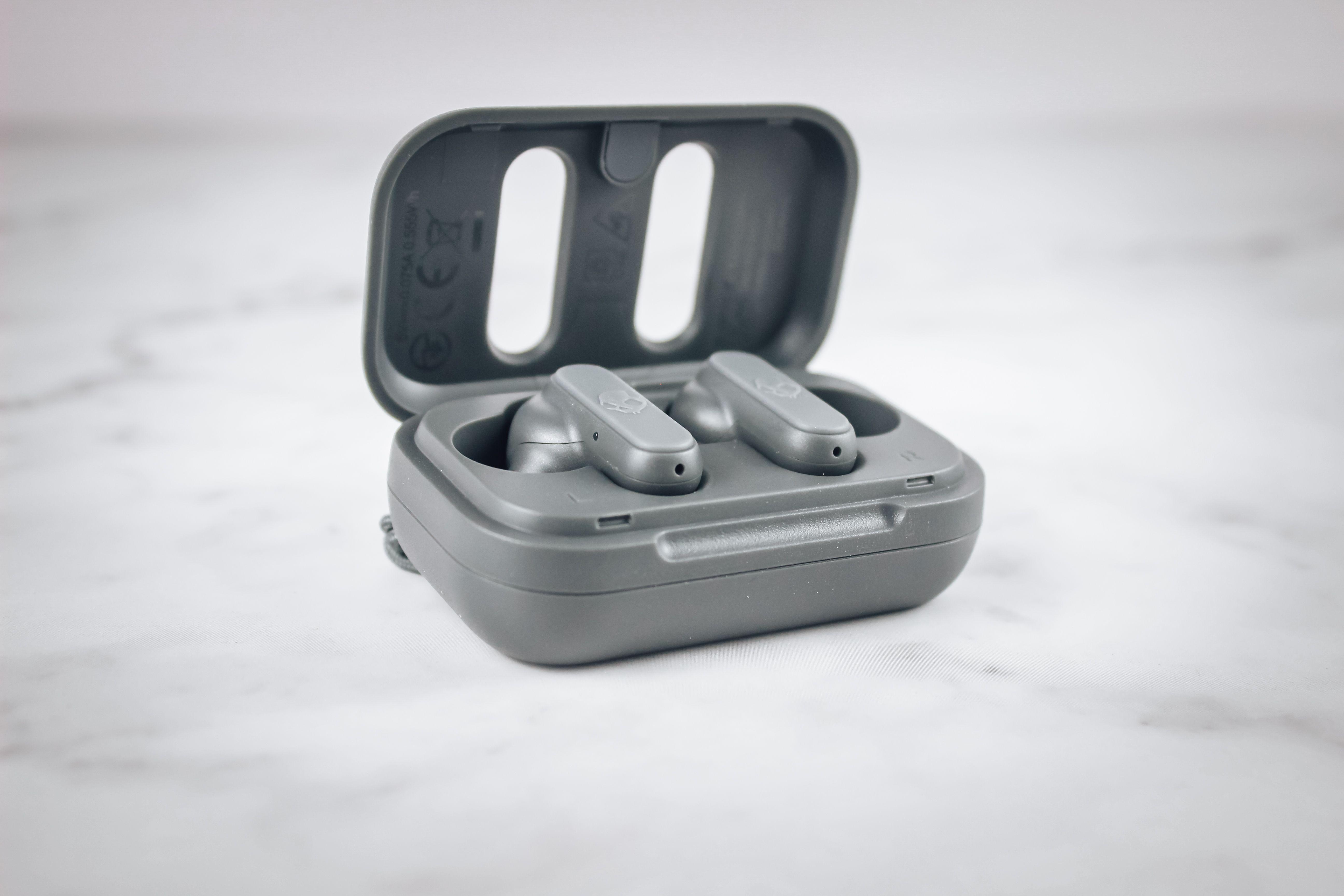 Skullcandy DIME 迷你豆蓝牙耳机新解释--骷髅设计是个性还是任性？