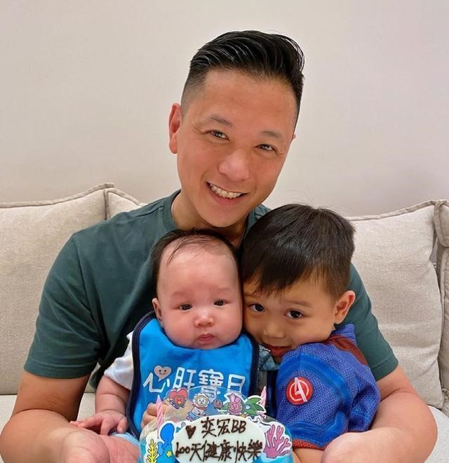 42岁胡杏儿否认抑郁！自曝独立带娃不请保姆，曾