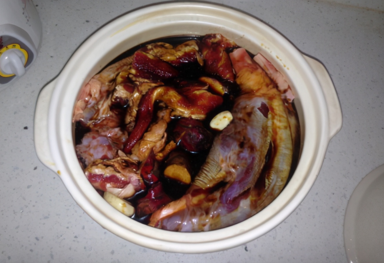 圖片[5]-做醬牛肉 只需4種調料 牢記關鍵3步 牛肉醬香紅潤 酥爛不塞牙-起舞食譜網